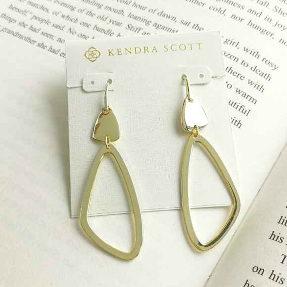 Kendra Scott Jewelry - NEW KENDRA SCOTT Kira Gold Drop Earrings AUTHENTIC